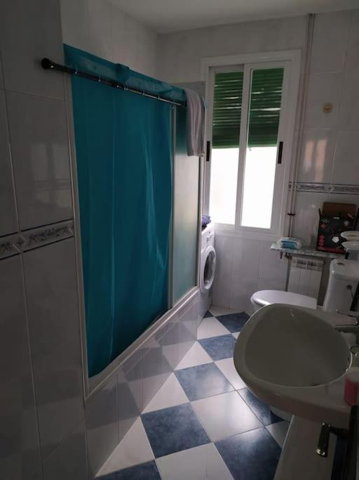 Amplio Piso En Centro Con Balcon Apartment Cuenca  Bagian luar foto