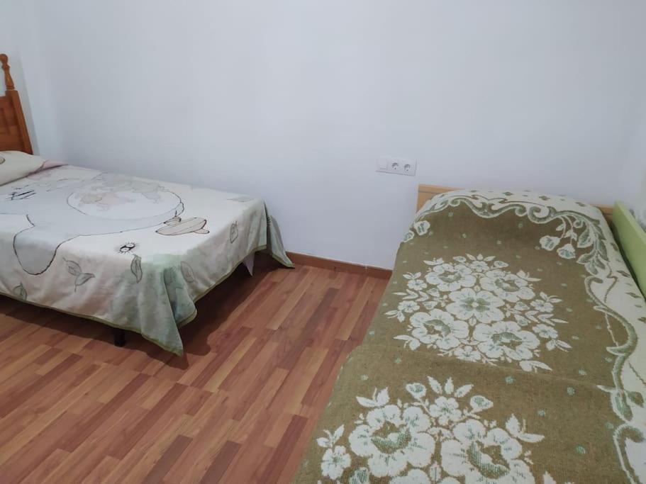 Amplio Piso En Centro Con Balcon Apartment Cuenca  Bagian luar foto